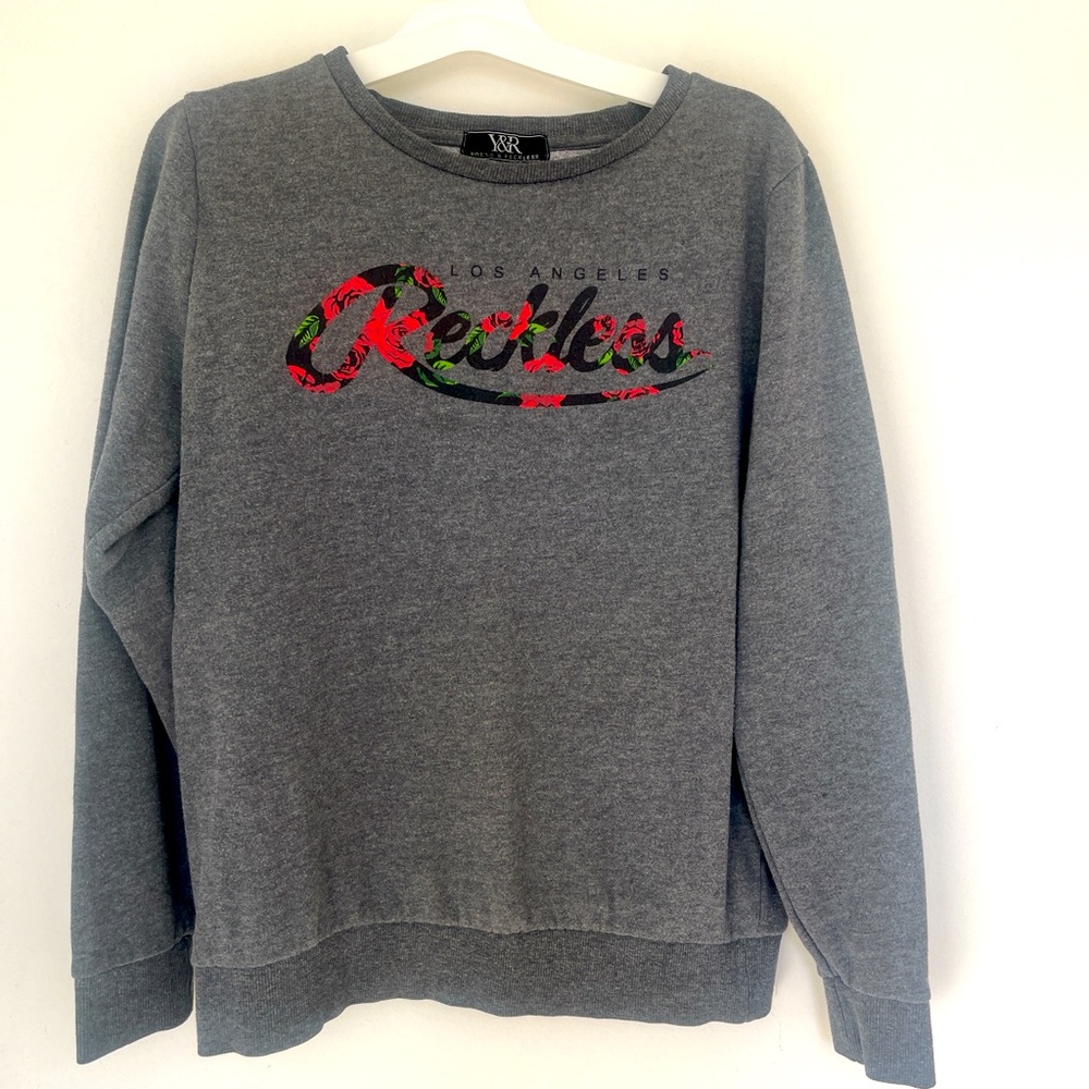 Young & Rckless Floral Crewneck 🌹